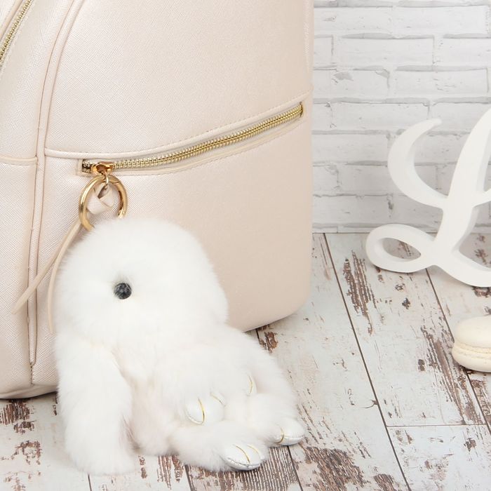 Брелок пушистик "Крольчонок белый" 17х10х7 см
