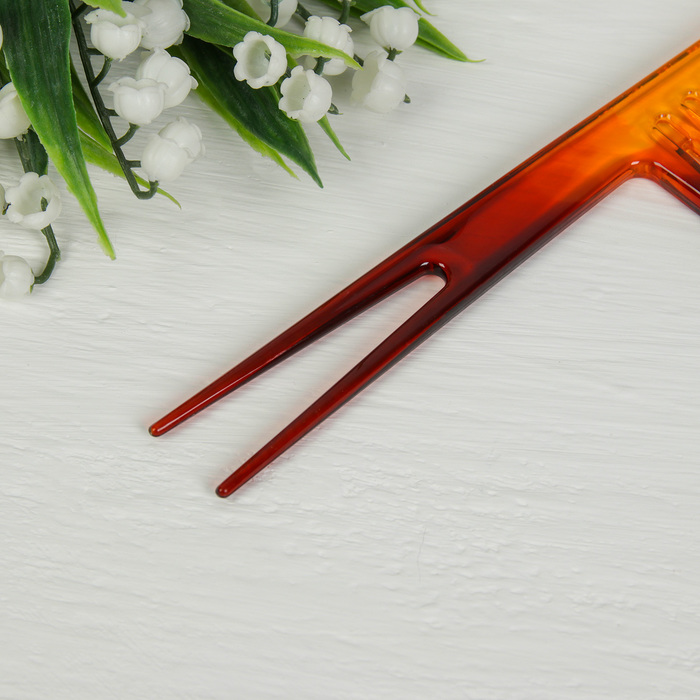 Расчёска-ласточка, цвет янтарный