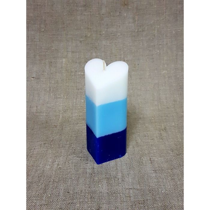 Свеча "Ручная работа" пирамида "Сердце" 68*150 полоска синяя