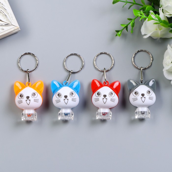 Фонарик свет на кольце "Котёнок" мигает МИКС 4,5х3х2 см
