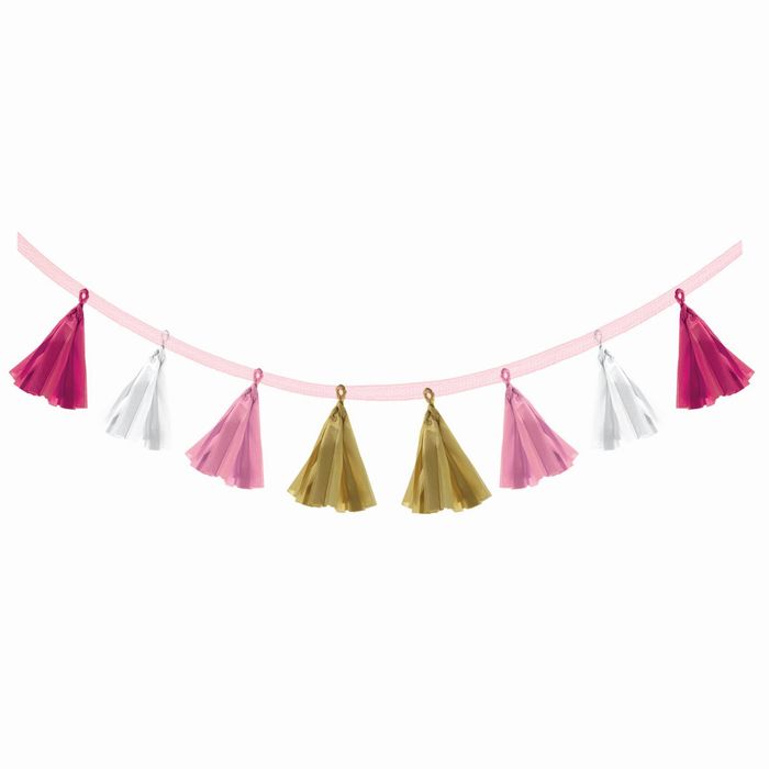 "Гирлянда праздничная из кисточек"