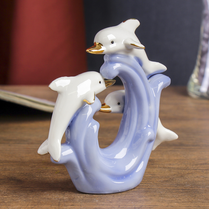 Сувенир керамика "3 дельфина на волне" белые 11х11х4 см