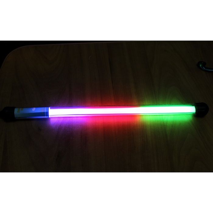 Погружной светод. свет. для аквар. BOYU 2Вт, красный, голубой и зеленый цвет.