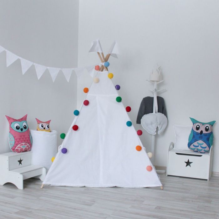 Вигвам для детей с окном, карманом и флажками, белый, 110x110x160 см