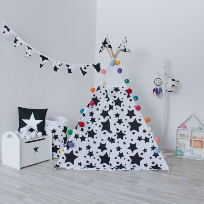 Вигвам для детей с окном, карманом и флажками, чёрные звезды, 110x110x160 см