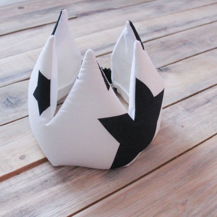 Корона детская, хлопок, чёрные звезды