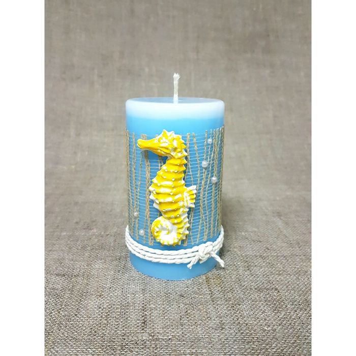 Свеча &quot;Ручная работа&quot; &quot;Морская голубая&quot; 60*100 с морским коньком