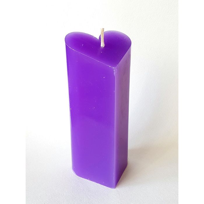 Свеча "Ручная работа" пирамида "Сердце" 68*150 фиолетовая