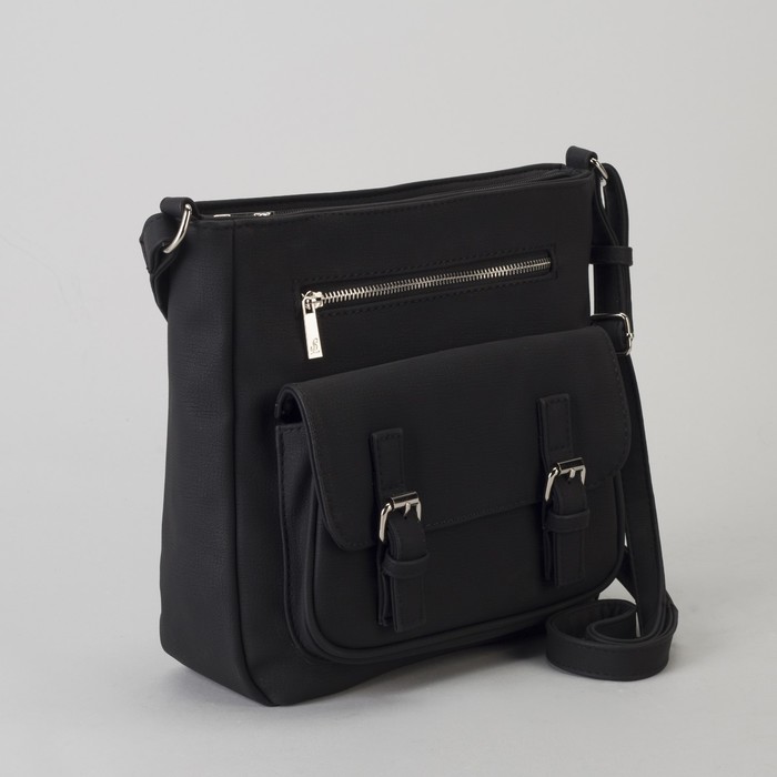 Сумка женская на молнии, 1 отдел, 3 наружных кармана, длинный ремень, цвет чёрный