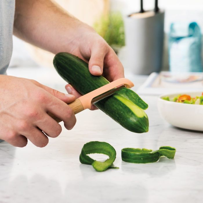 Пиллер вертикальный Leo, с деревянной ручкой, 17.5 см