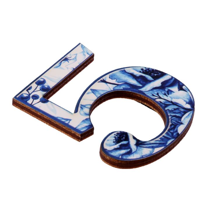 Цифра дверная из дерева "5", гжель, 4*4,8 см