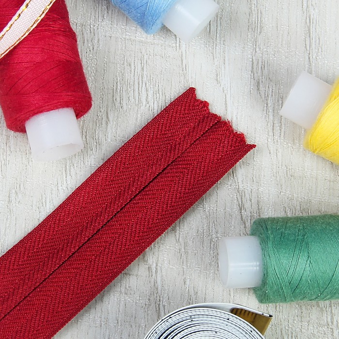 Молния потайная, 20см, цвет бордовый