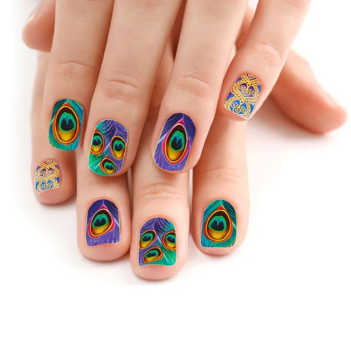 Слайдер-дизайн для ногтей "Хвост павлина"