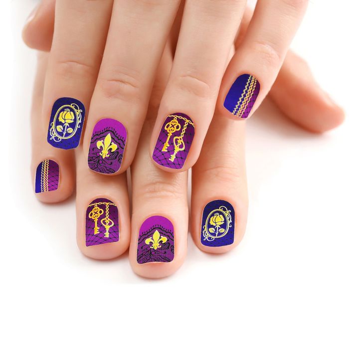 Слайдер-дизайн для ногтей "Королевский стиль"