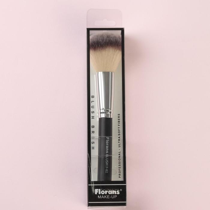 Кисть для пудры и румян, скруглённая