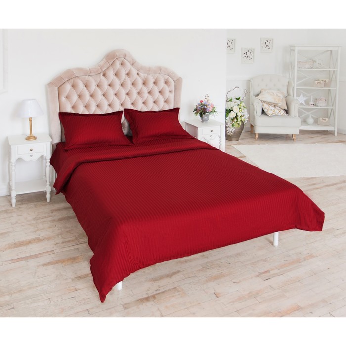 Постельное бельё дуэт "Этель basic" цвет бордо 150х210 см-2 шт. ,220х240 см, 50х70+5 см-2 шт., страйп-сатин, 135 г/м2
