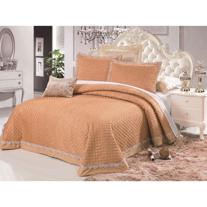 Комплект «Венеция»: покрывало 230 × 250, наволочки 50 × 70 см - 2 шт