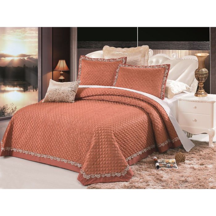 Комплект «Венеция»: покрывало 230 × 250, наволочки 50 × 70 см - 2 шт