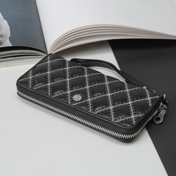 Кошелёк женский, 3 отдела, для карт, для монет, с ручкой, кожа ягнёнка, цвет чёрный