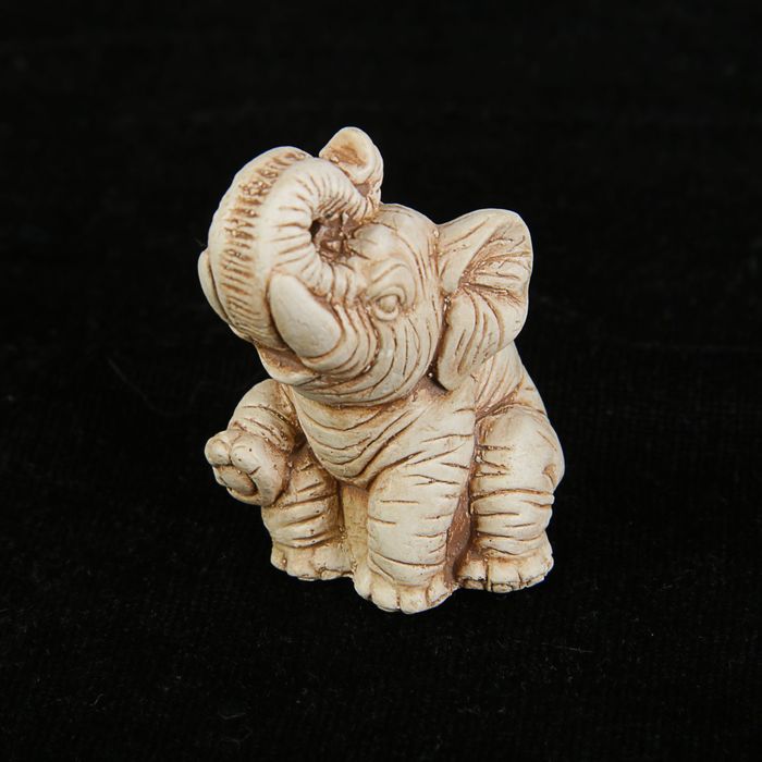 Нэцкэ «Слон»