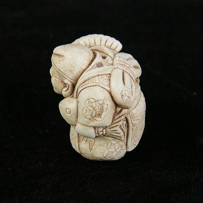 Нэцкэ «Эбису»