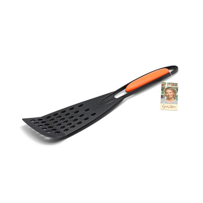 Лопатка с прорезями