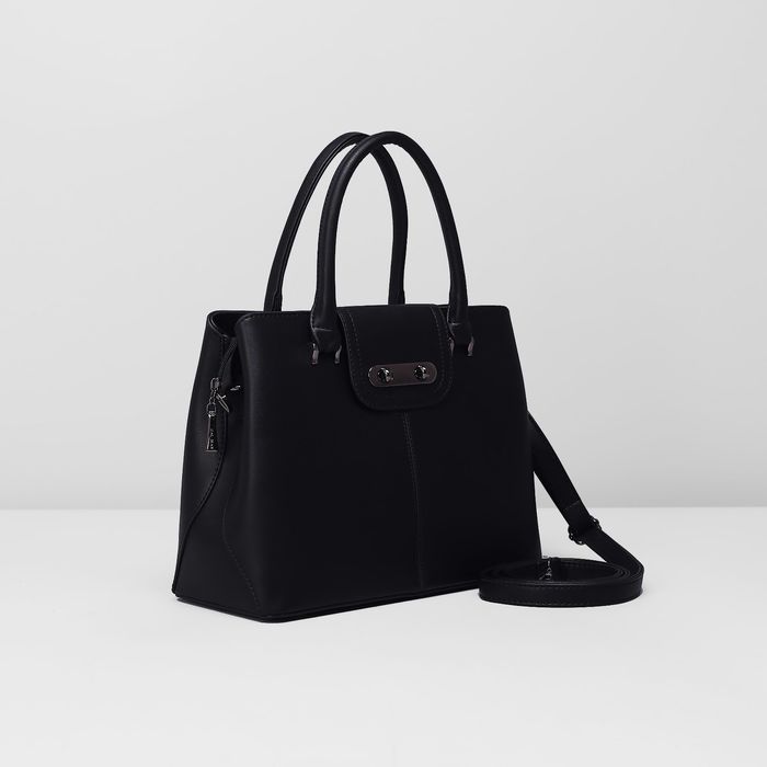 Сумка женская на молнии, 1 отдел с перегородкой, наружный карман, длинный ремень, цвет чёрный