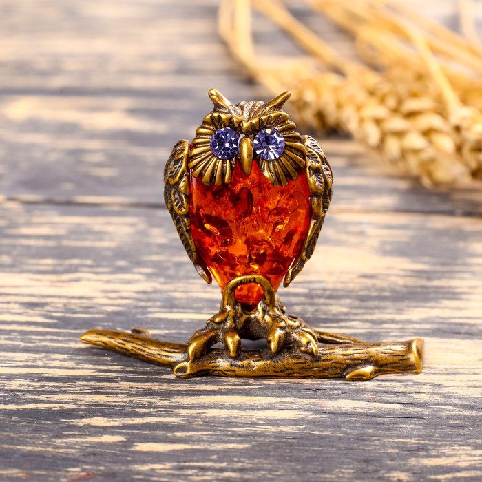 Сувенир из латуни и янтаря "Сова на ветке"