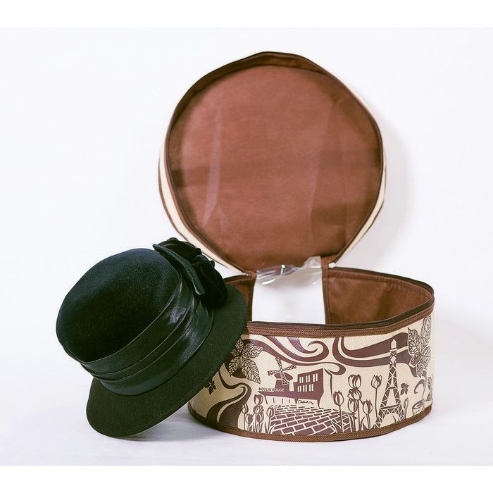 Чехол для головных уборов