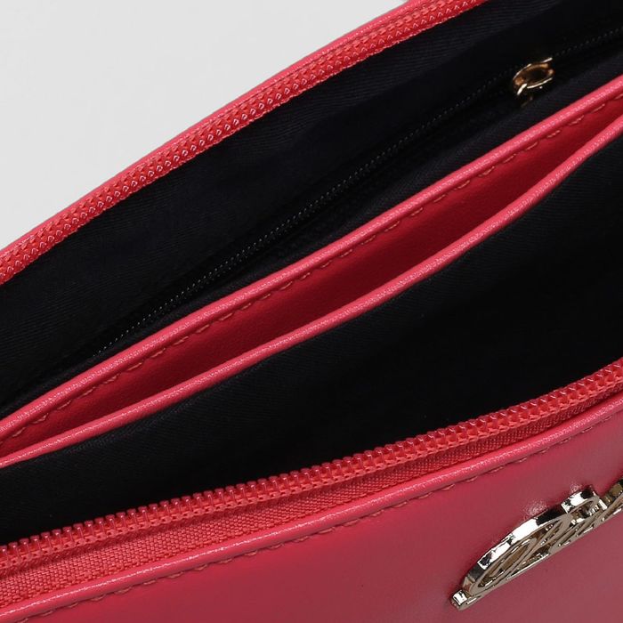 Клатч женский на молнии, 1 отдел с перегородкой, наружный карман, длинный ремень, цвет малиновый