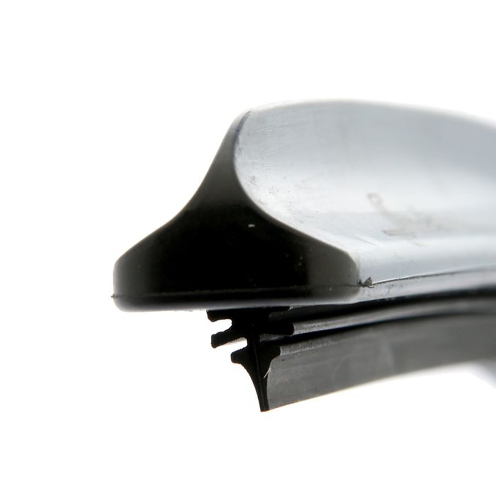 Щетка стеклоочистителя Airline AWB-BK-430, 42 - 43 см, бескаркасная, мультикрепление