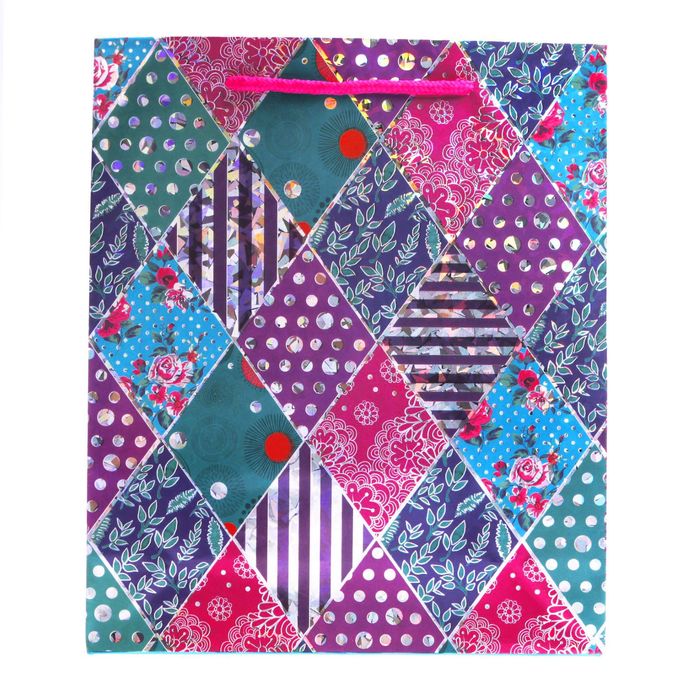 Пакет подарочный голография вертикальный «Пэчворк», ML 23 × 27 × 8 см