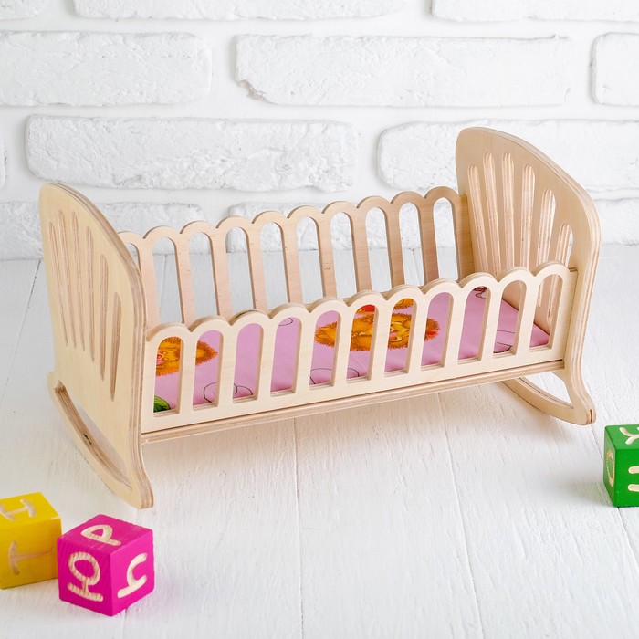 Кроватка-качалка, средний размер, с матрасиком