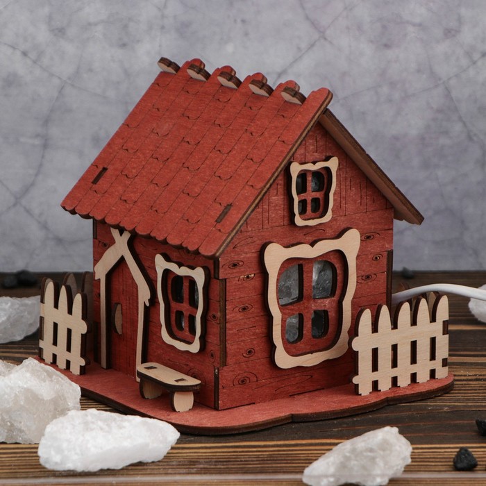 Соляной светильник "Домик", 16х15 см, деревянный декор