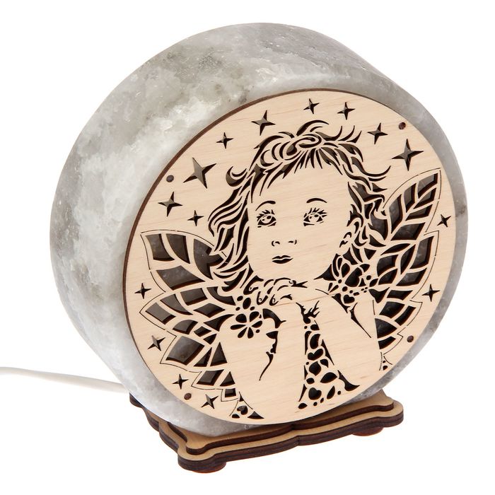 Соляной светильник "Круглый" ангел, деревянный декор, цельный кристалл