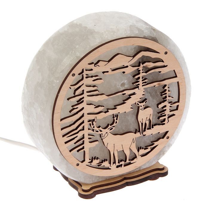 Соляной светильник "Круглый" олени, деревянный декор, цельный кристалл