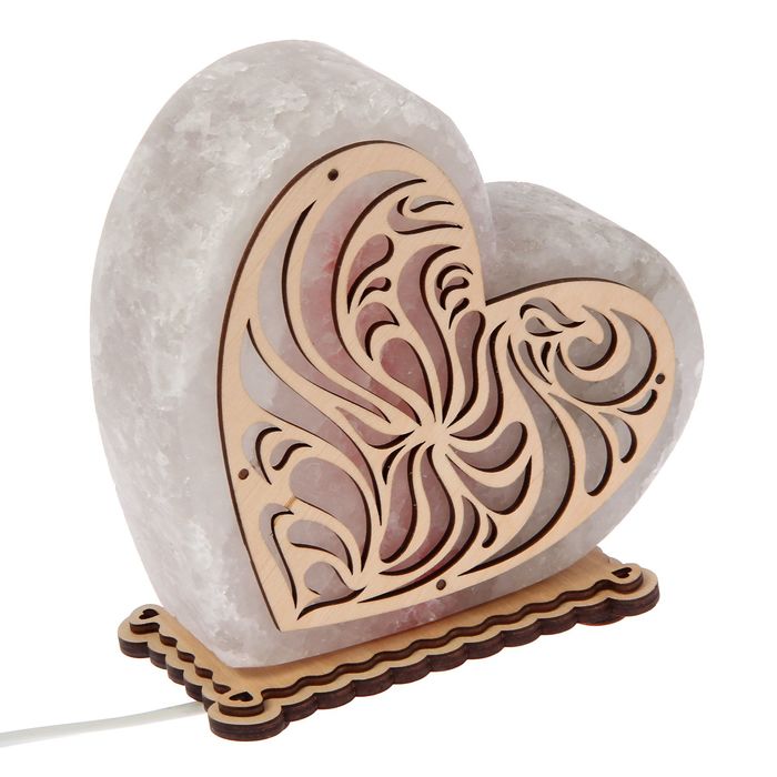 Соляной светильник "Сердце" большой с узором 18 х 17 х 6 см, деревянный декор, цельный кристалл