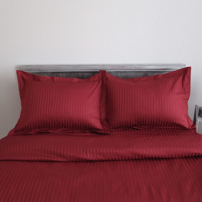 Комплект наволочек "Этель basic" цвет бордо, 50х70+5 см-2 шт., страйп-сатин, 135 г/м2
