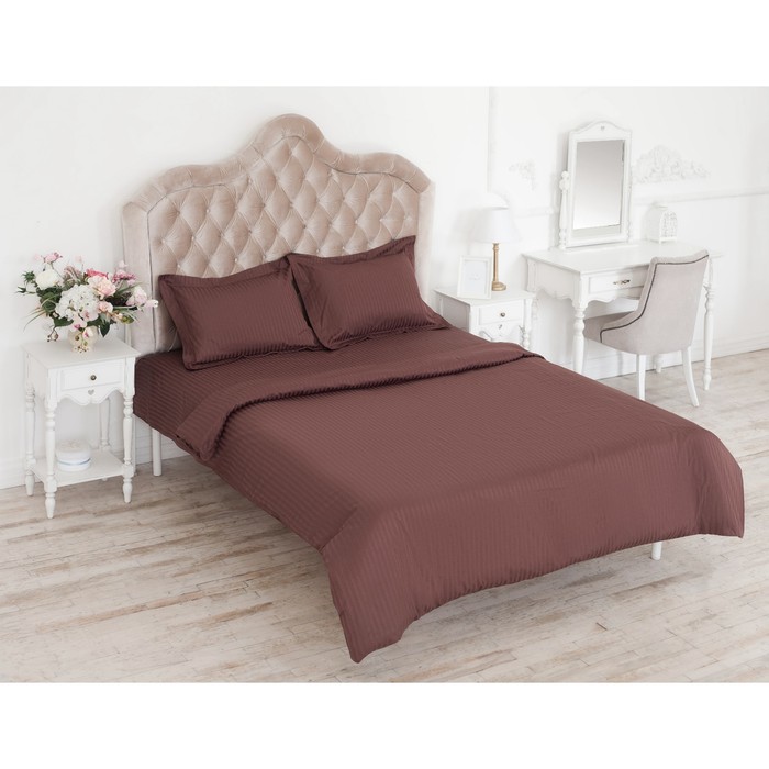 Постельное бельё 2 сп. "Этель basic" цвет шоколад 180х210 см, 200х220 см, 50х70+5 см-2 шт., страйп-сатин, 135 г/м2