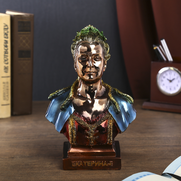 Сувенир цветной "Бюст Екатерина-II" 21,5х15х9,5 см