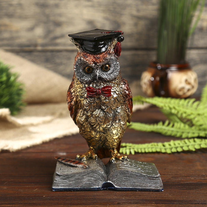 Сувенир цветной "Мудрый филин читает книгу" 15х12х11 см