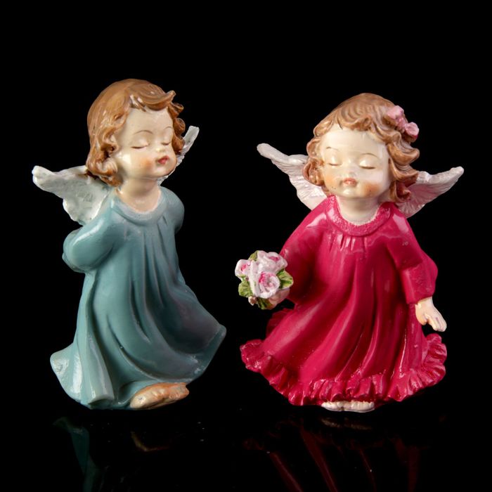 Сувенир полистоун "Ангелочек-малыш с букетом/сердцем" лак МИКС 10х6х5 см