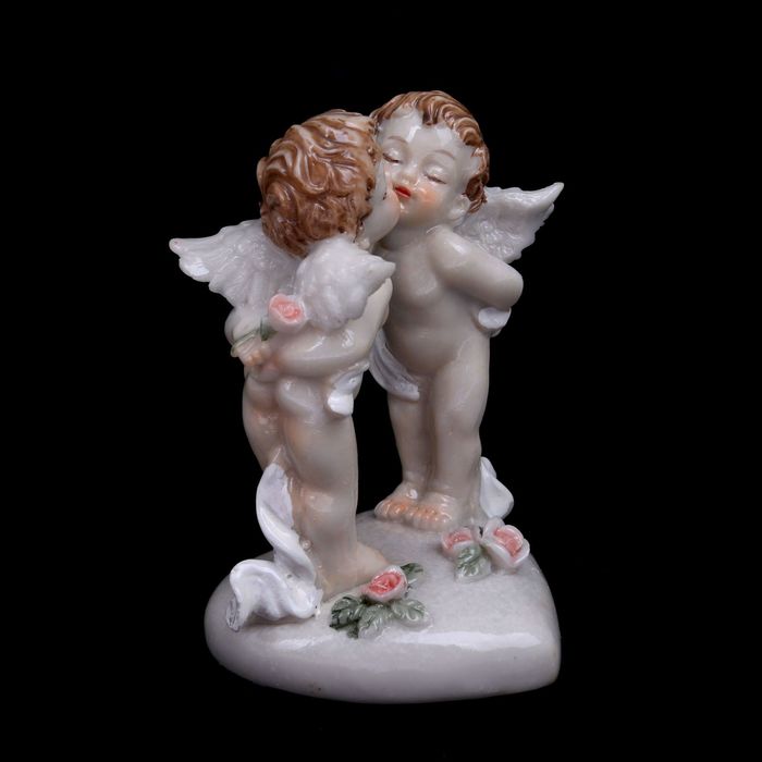 Сувенир полистоун "Ангелочки-купидоны целуются" лак 9х5,5х6 см