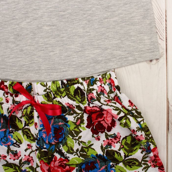 Комплект женский (футболка, шорты) 8727 цвет белый, р-р 50