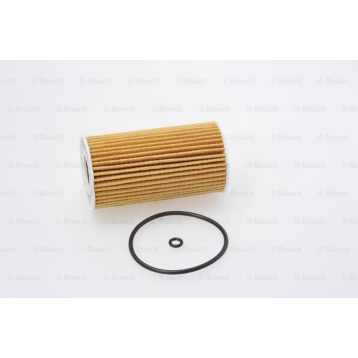 Фильтр масляный Bosch 1457437002