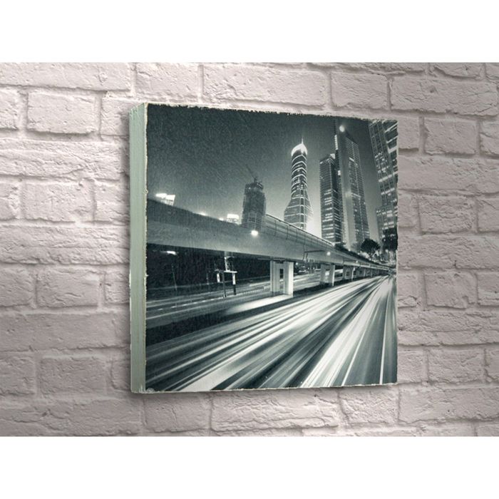 Картина "Движение чёрно-белого города"