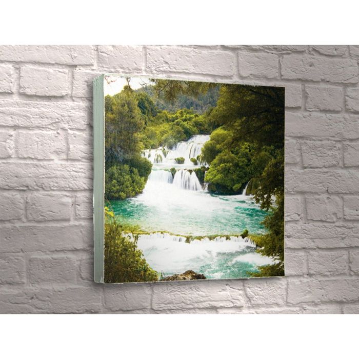 Картина "Водопад с чистой водой"