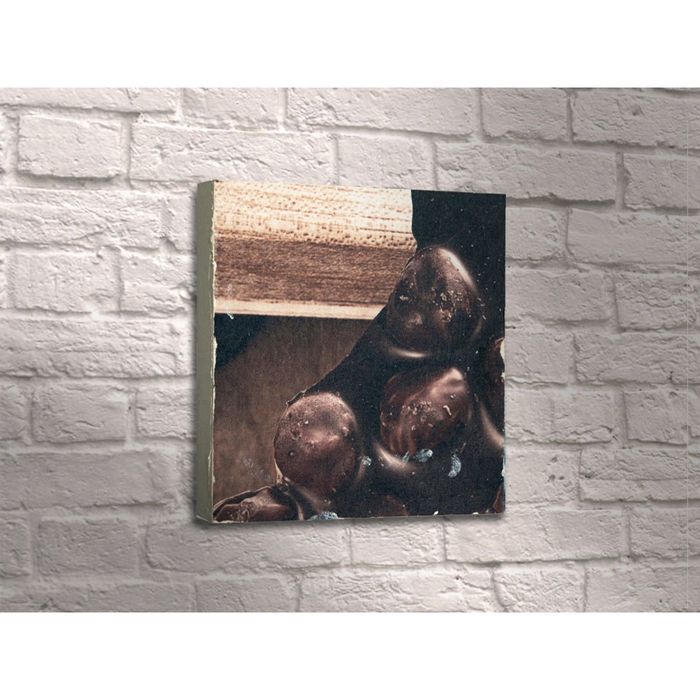 Картина "Горький шоколад с фундуком"