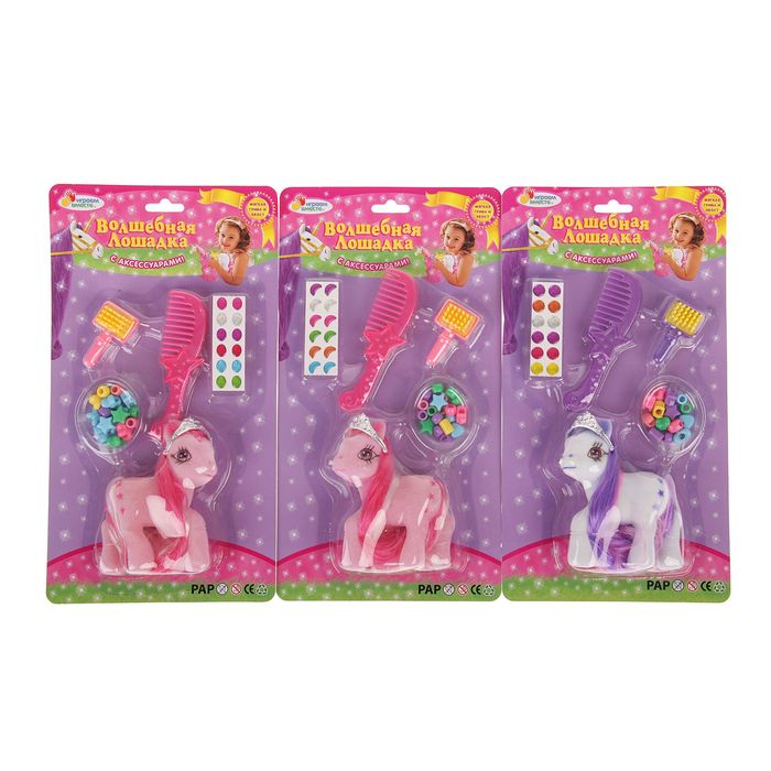 Лошадка с аксессуаром "Играем вместе" 10см, МИКС