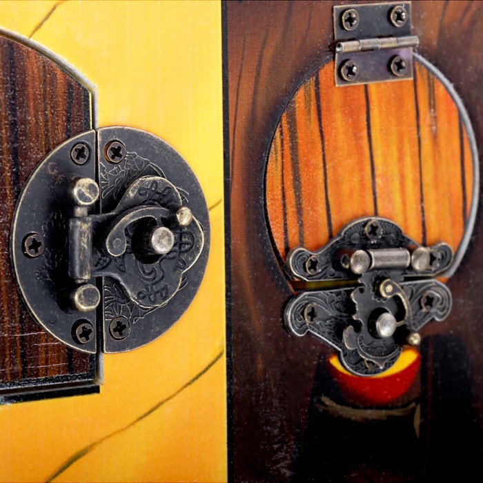 Бизиборд "Теремок", 7 замков